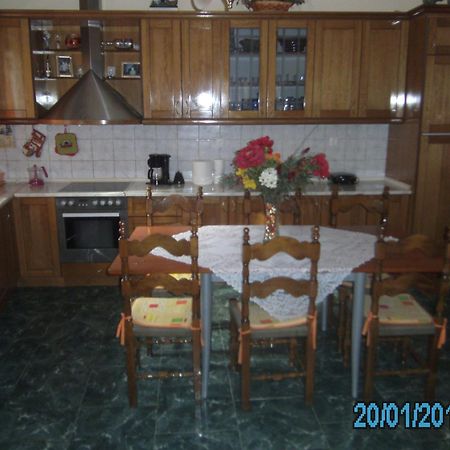 George'S House Apartment Agios Matthaios  Ngoại thất bức ảnh