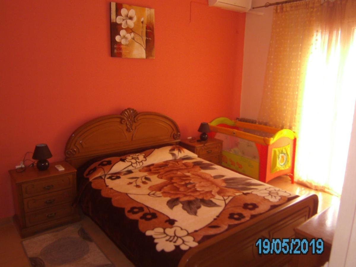 George'S House Apartment Agios Matthaios  Ngoại thất bức ảnh