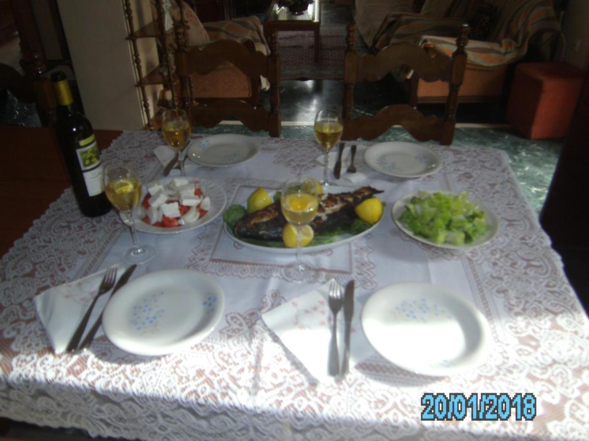 George'S House Apartment Agios Matthaios  Ngoại thất bức ảnh